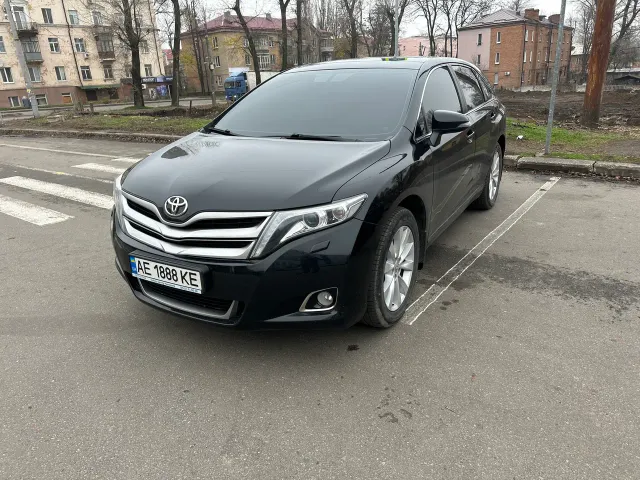 Toyota Venza - фото 1