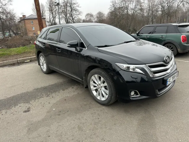Toyota Venza - фото 4