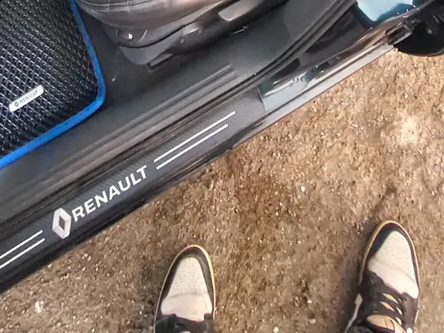 Renault Laguna - фото 3