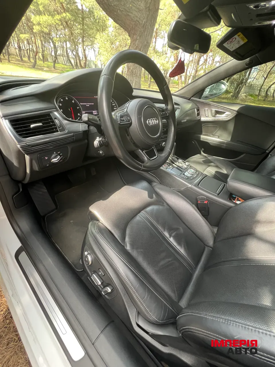 Audi A7 - фото 12