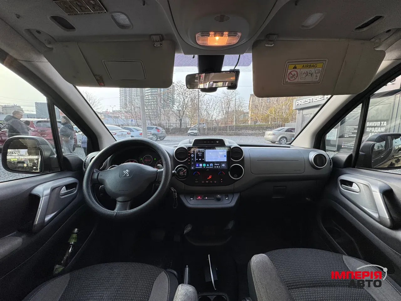 Peugeot Partner - фото 14