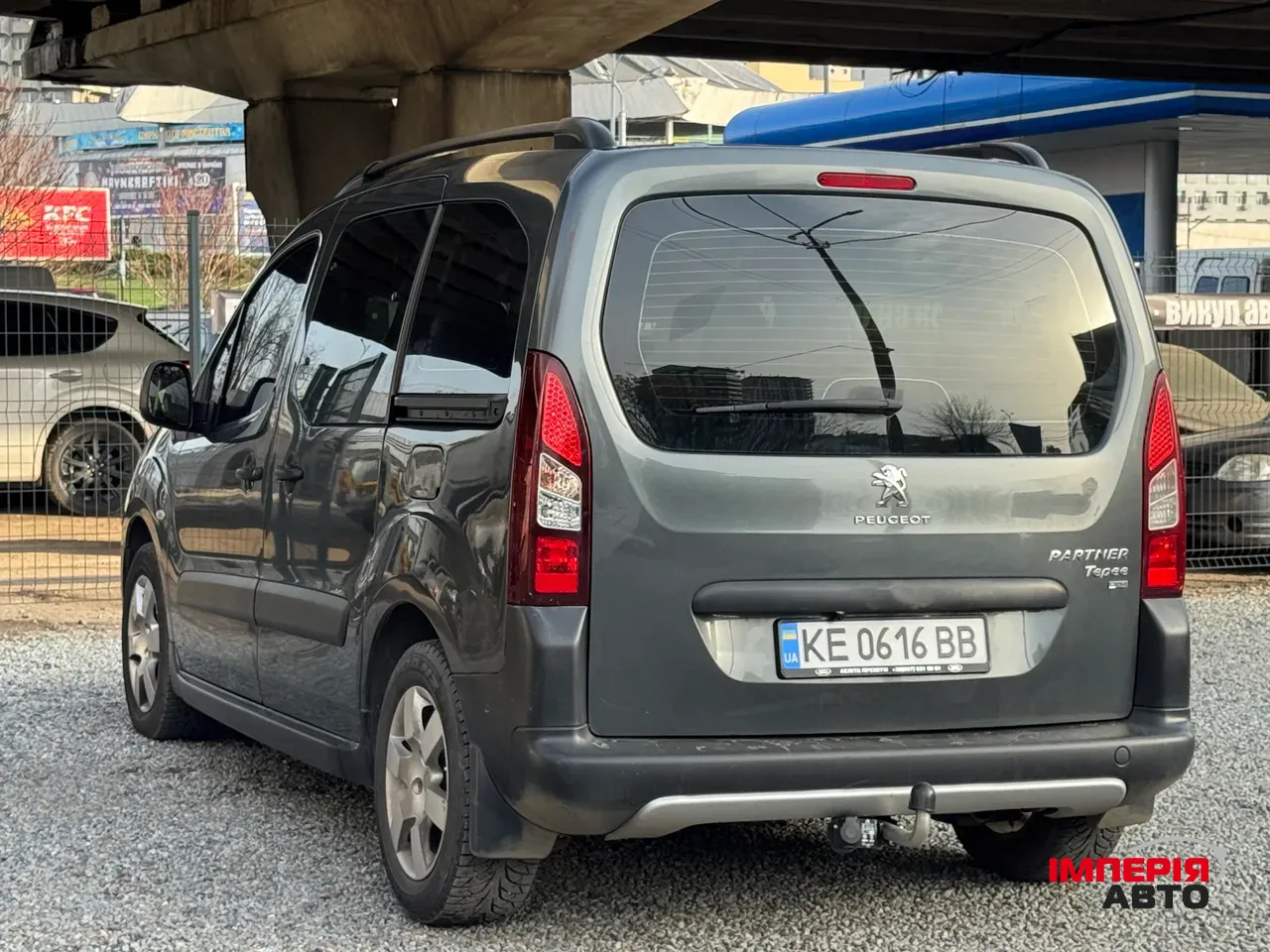 Peugeot Partner - фото 6