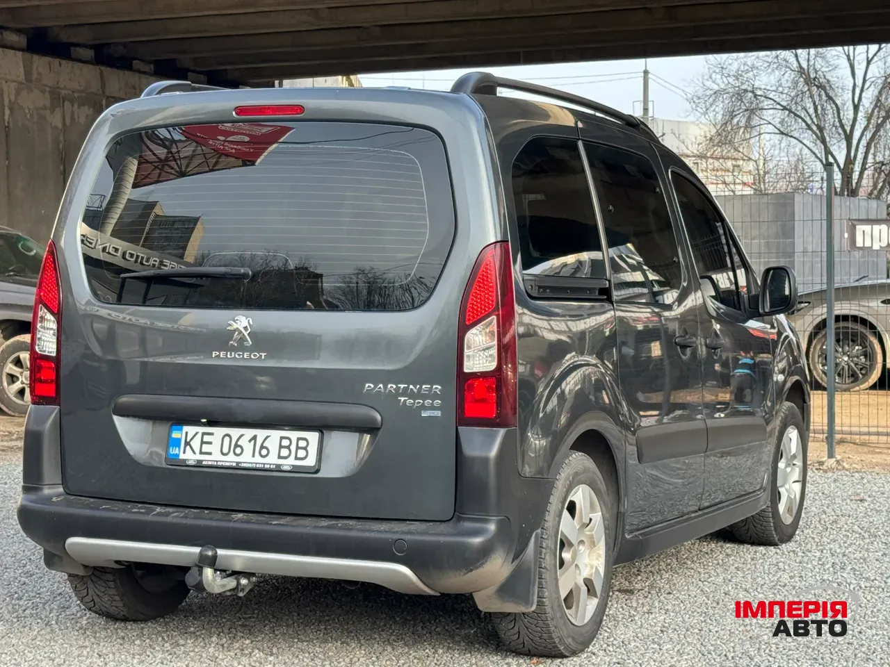 Peugeot Partner - фото 4