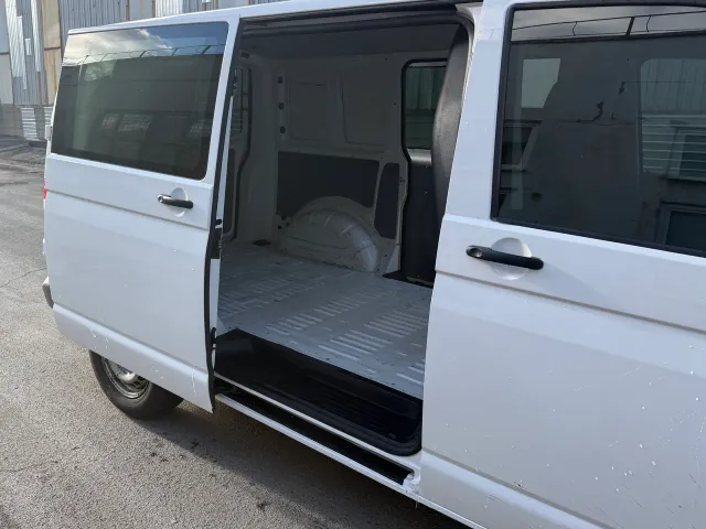 Volkswagen Transporter - фото 4