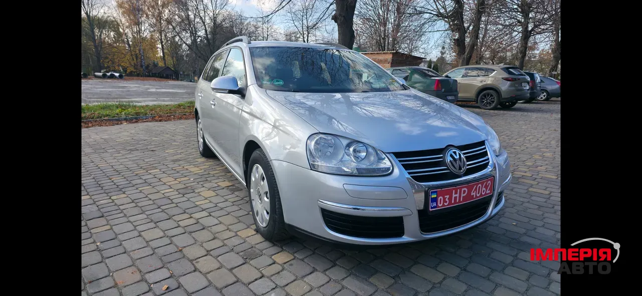 Volkswagen Golf - фото 1