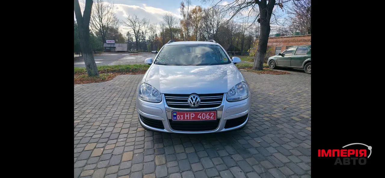 Volkswagen Golf - фото 3