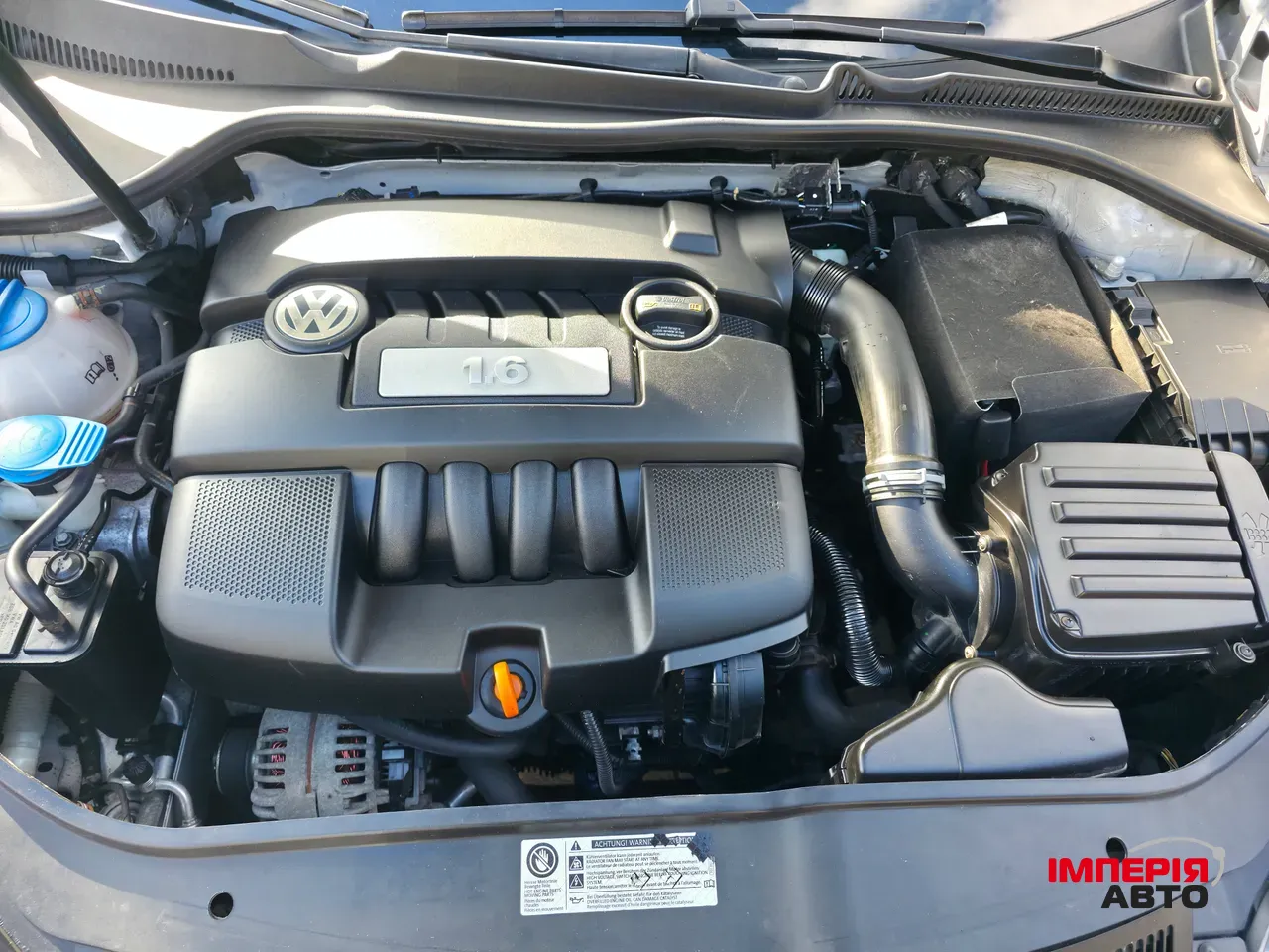 Volkswagen Golf - фото 7