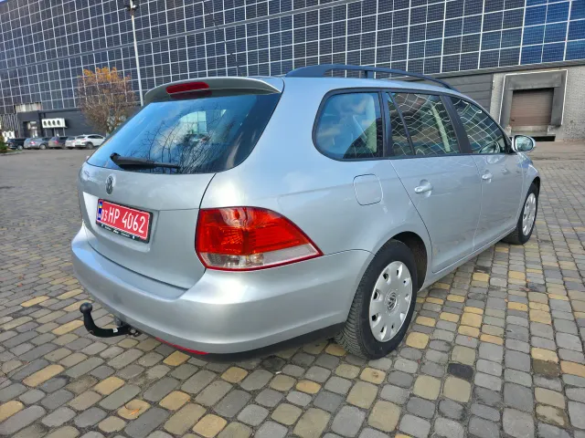 Volkswagen Golf - фото 5