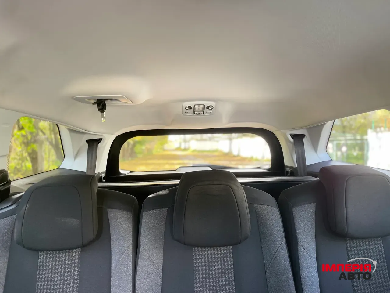 Peugeot 5008 - фото 12