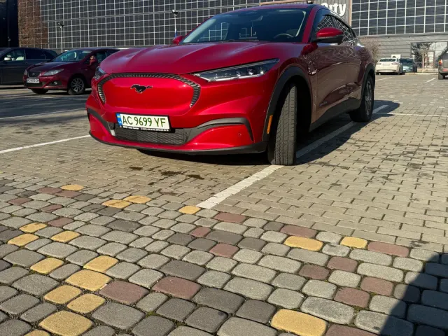 Ford Mustang Mach-E - фото 1