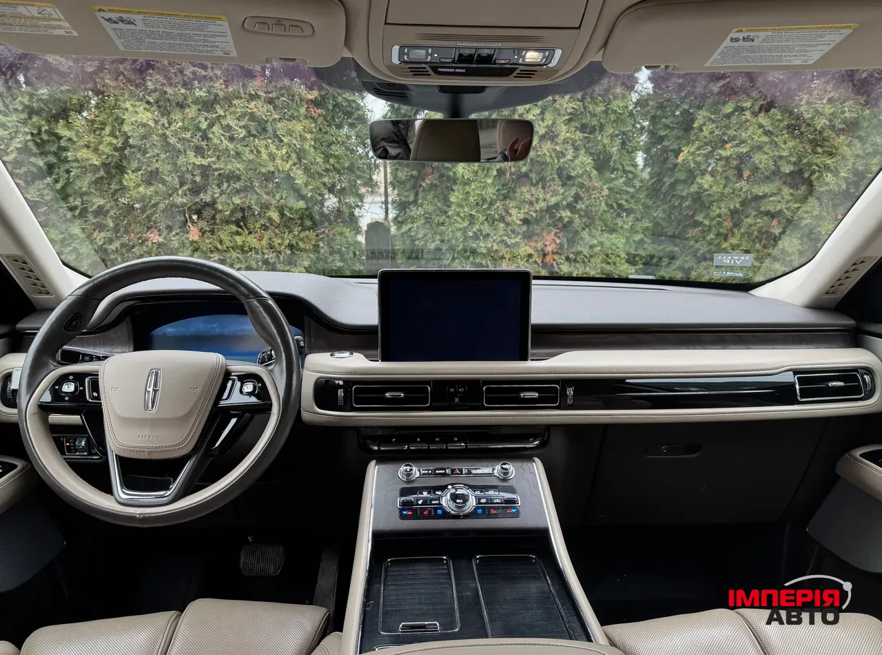 Lincoln Aviator - фото 11