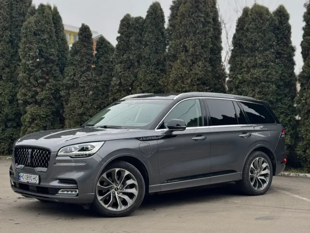 Lincoln Aviator - фото 3