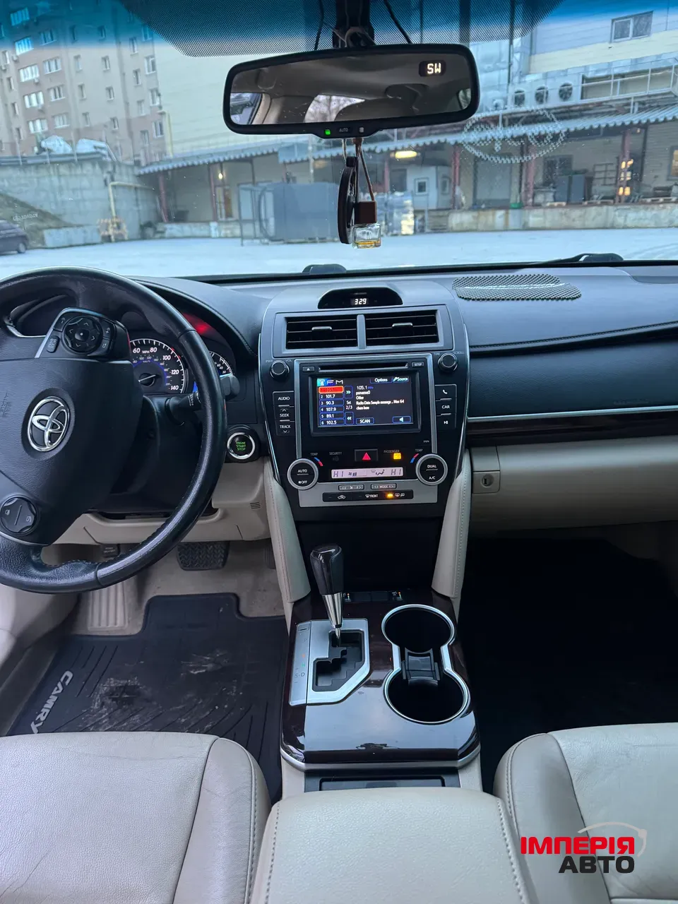 Toyota Camry - фото 9