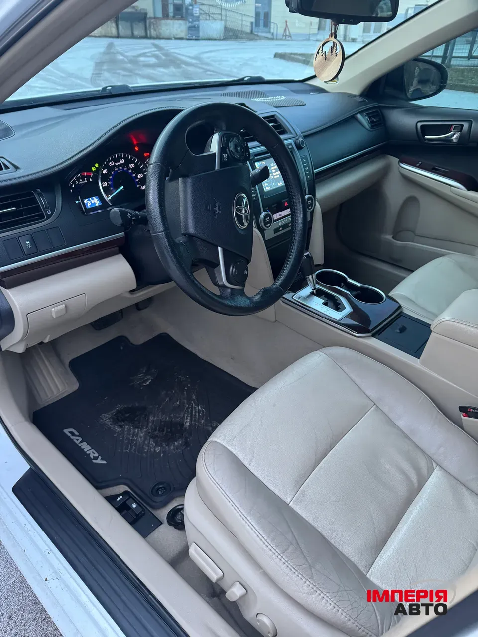 Toyota Camry - фото 5