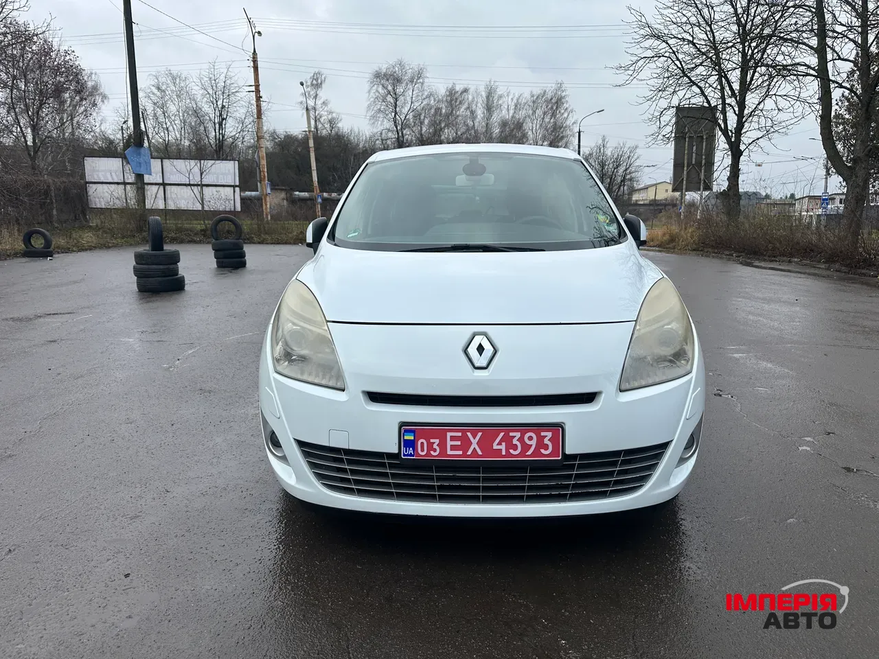 Renault Scenic - фото 8