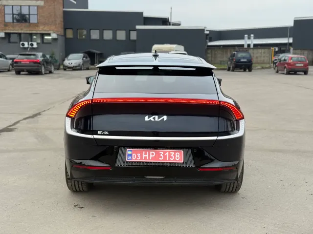 Kia EV6 - фото 2