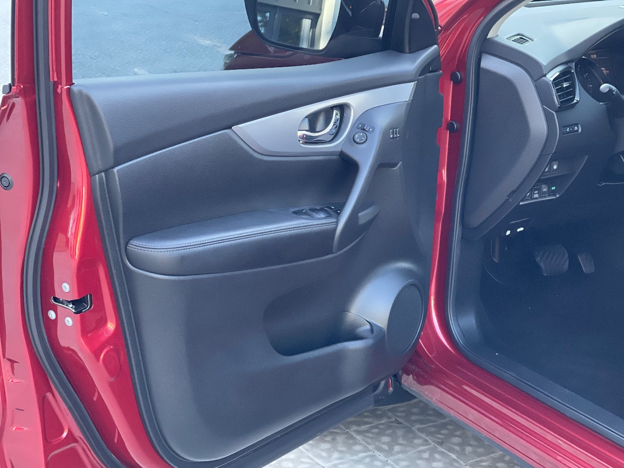 Nissan Rogue Sport - фото 29