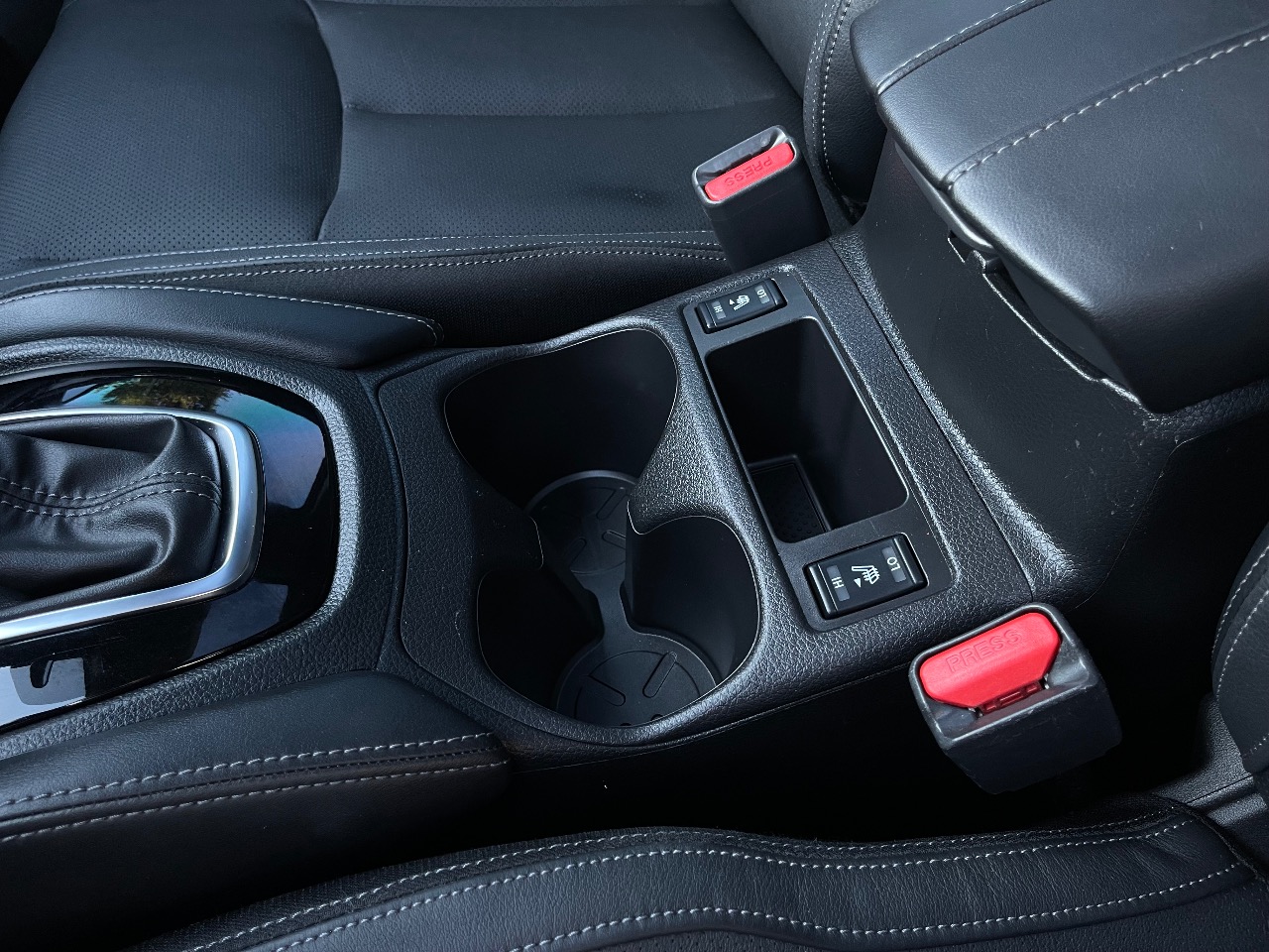 Nissan Rogue Sport - фото 18