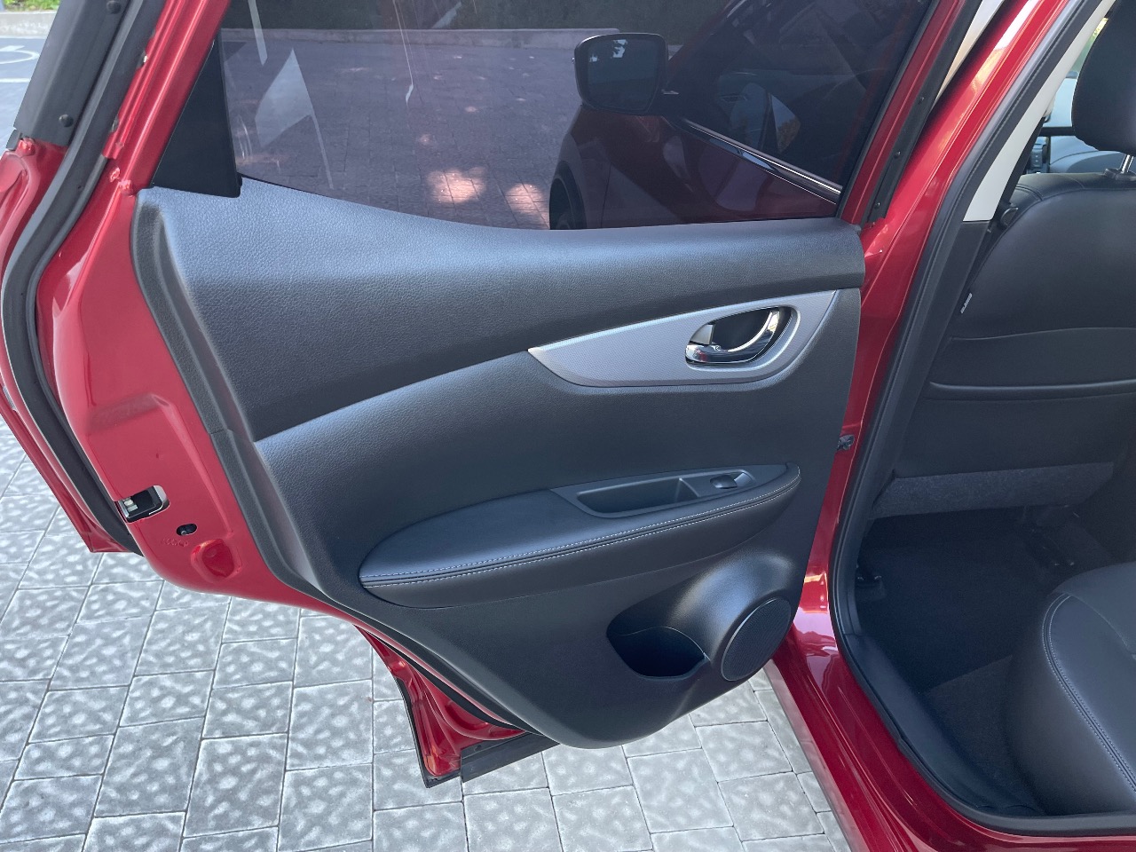 Nissan Rogue Sport - фото 13