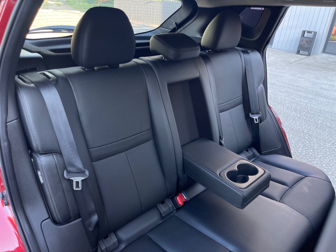 Nissan Rogue Sport - фото 1