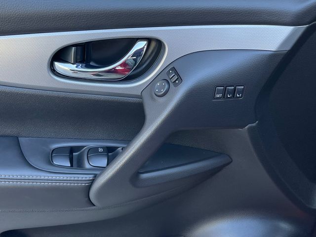 Nissan Rogue Sport - фото 2