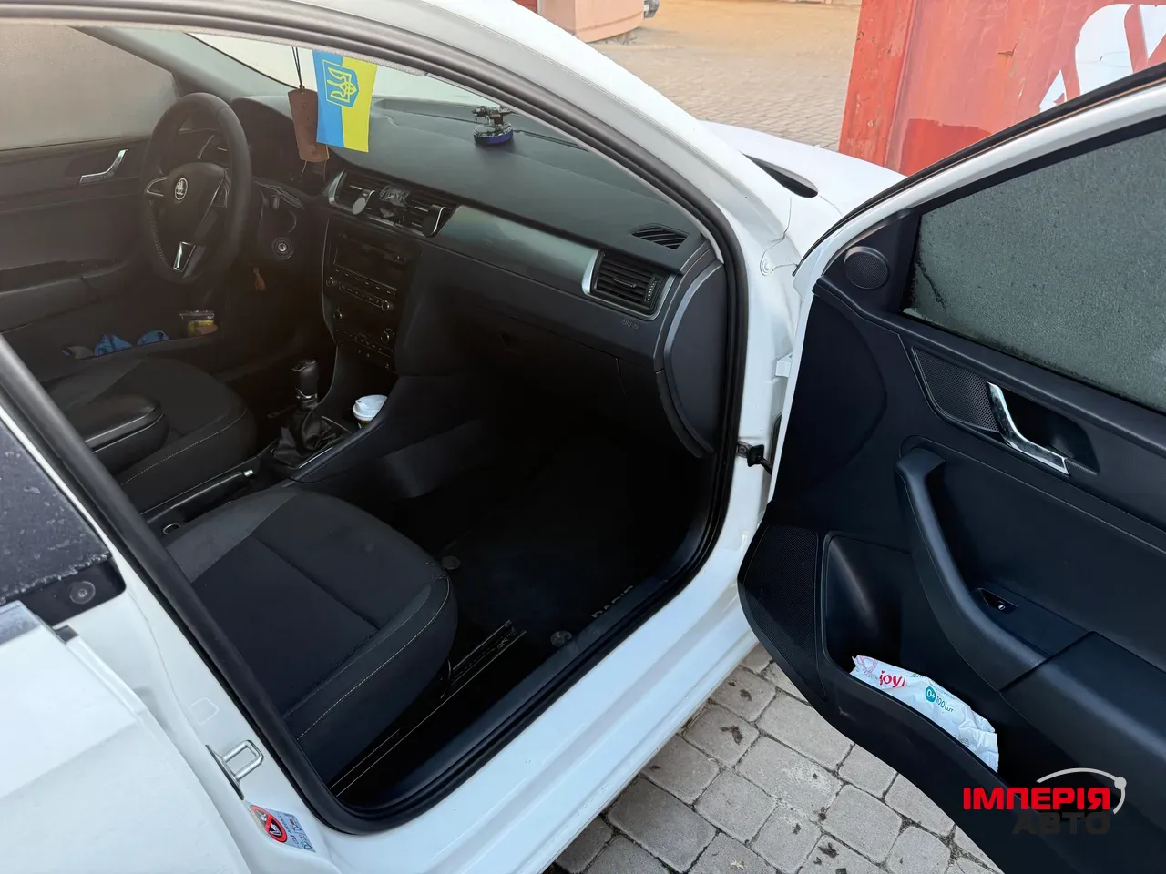 Skoda Rapid - фото 13