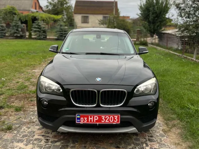 BMW X1 - фото 2