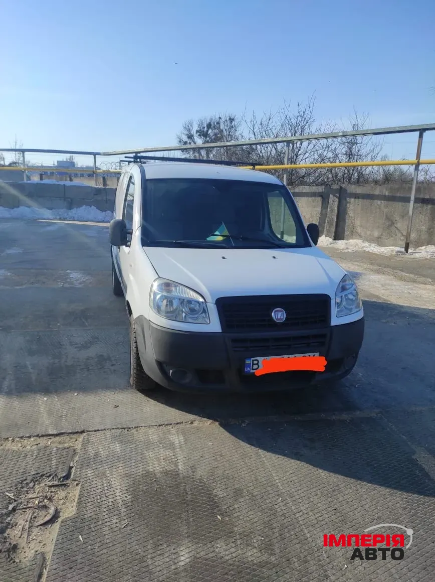 Fiat Doblo - фото 1
