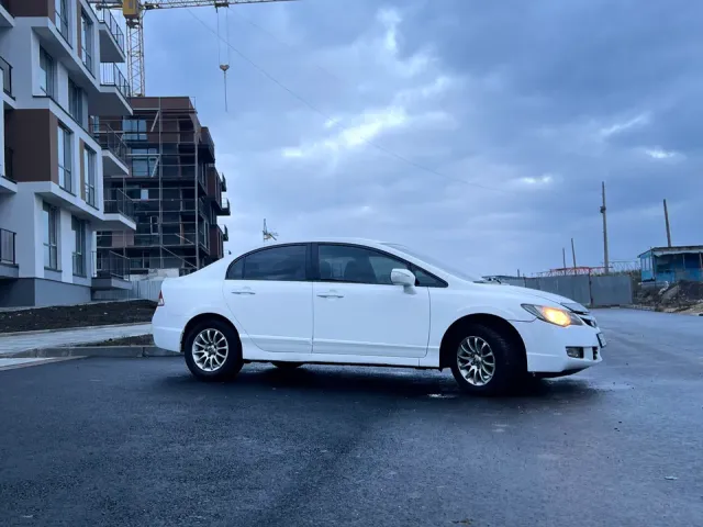 Honda Civic - фото 3