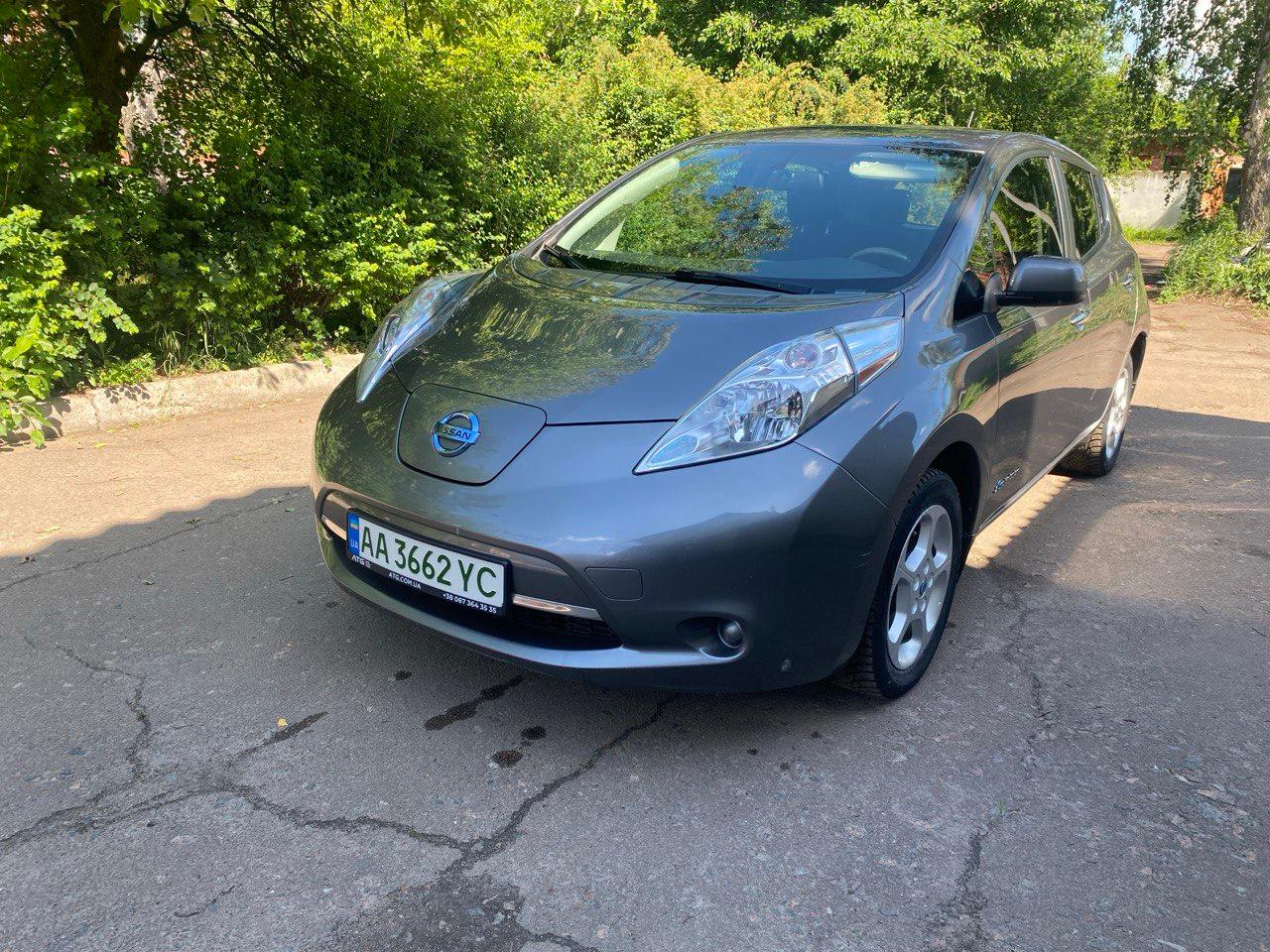 Nissan Leaf - фото 1