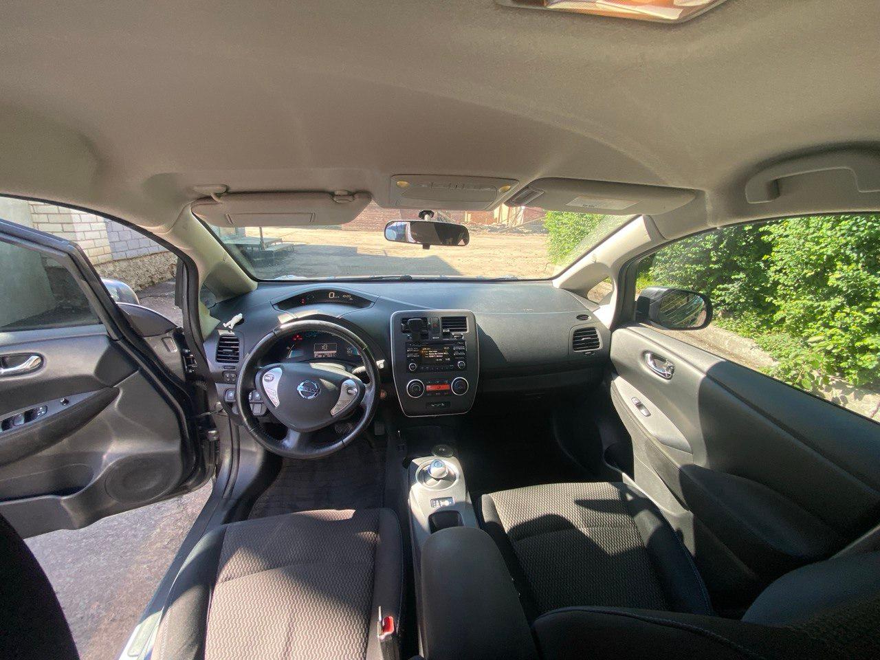 Nissan Leaf - фото 9