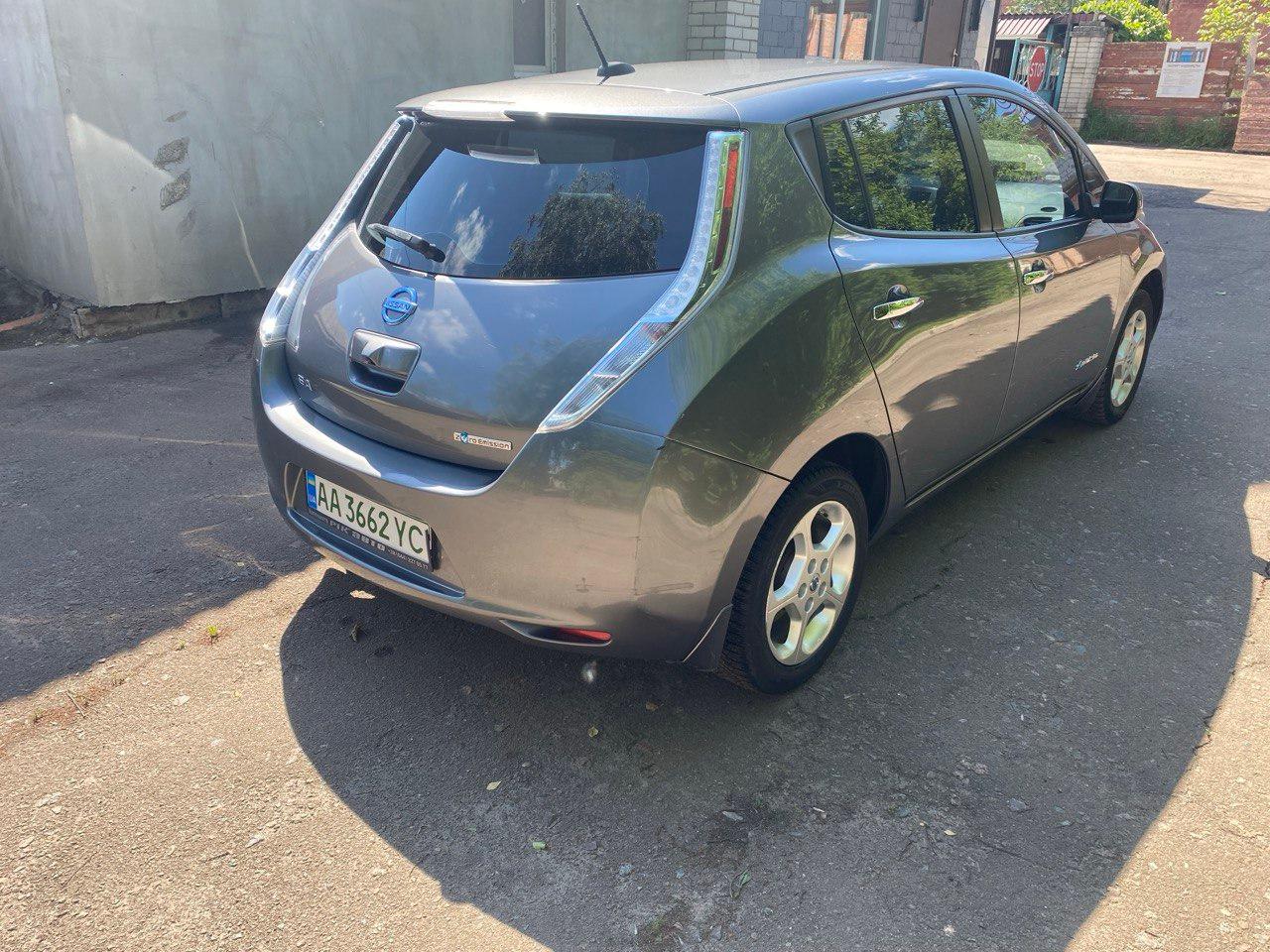 Nissan Leaf - фото 5