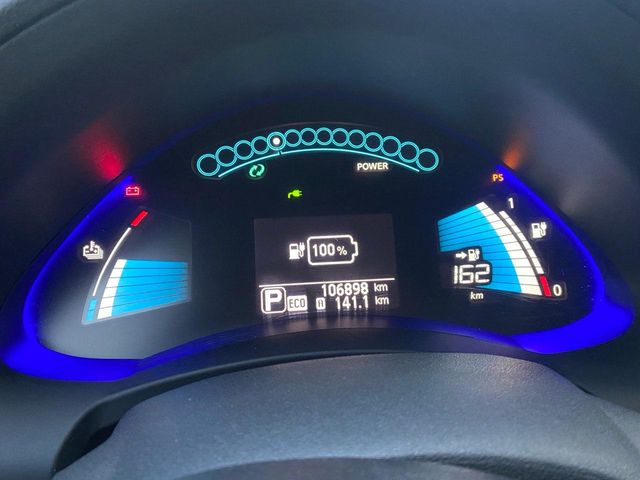 Nissan Leaf - фото 4