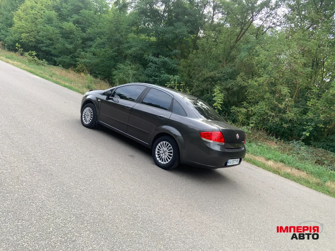 Fiat Linea - фото 6