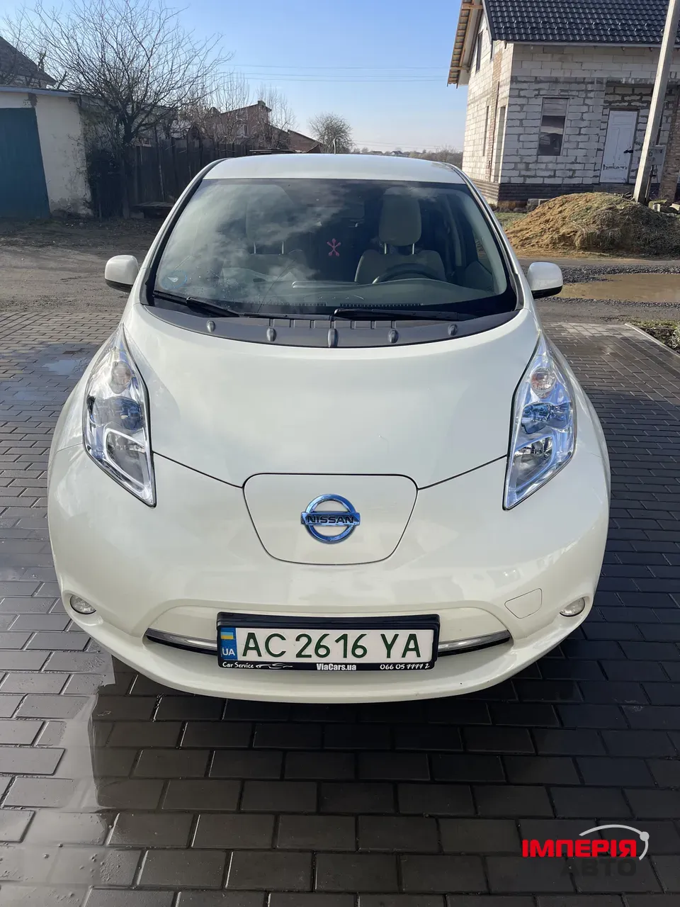 Nissan Leaf - фото 2