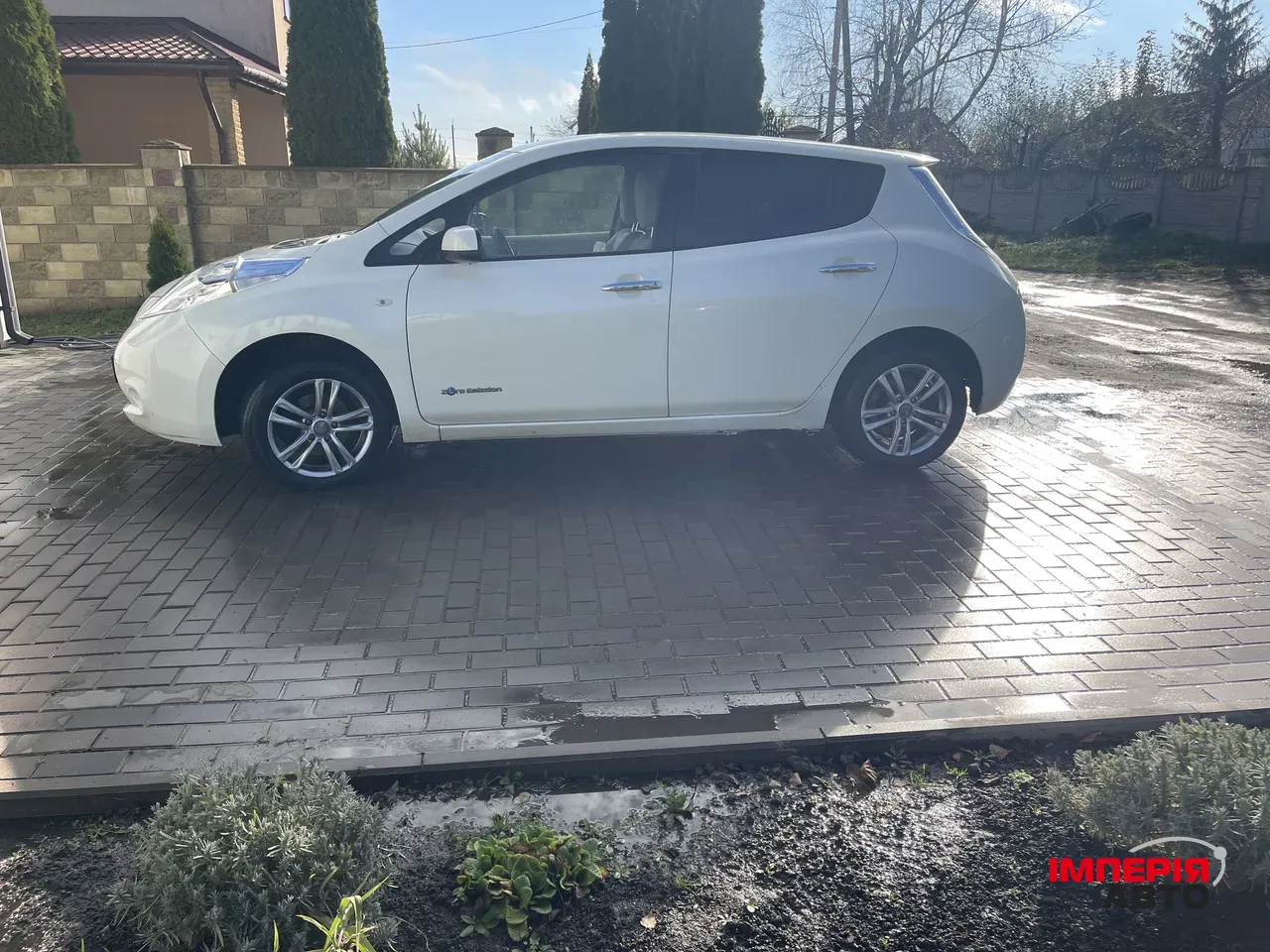 Nissan Leaf - фото 4