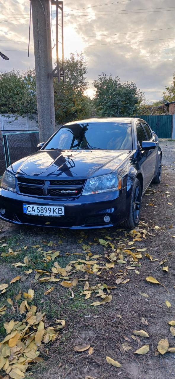 Dodge Avenger - фото 1