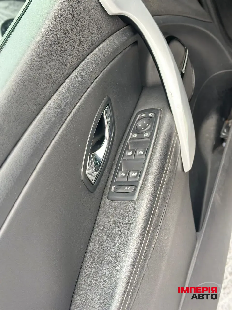 Renault Megane - фото 9