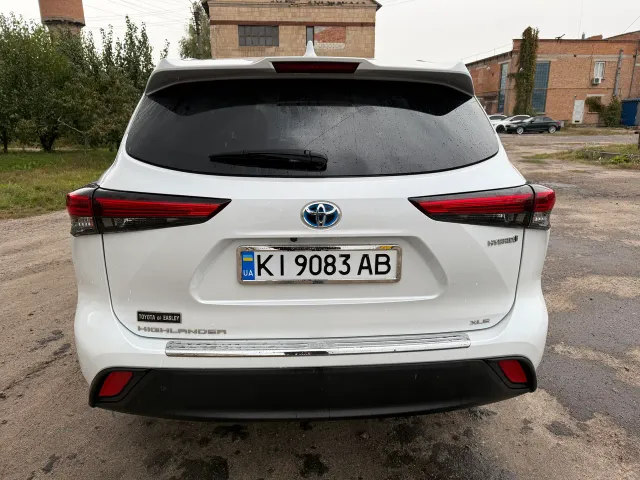 Toyota Highlander - фото 5