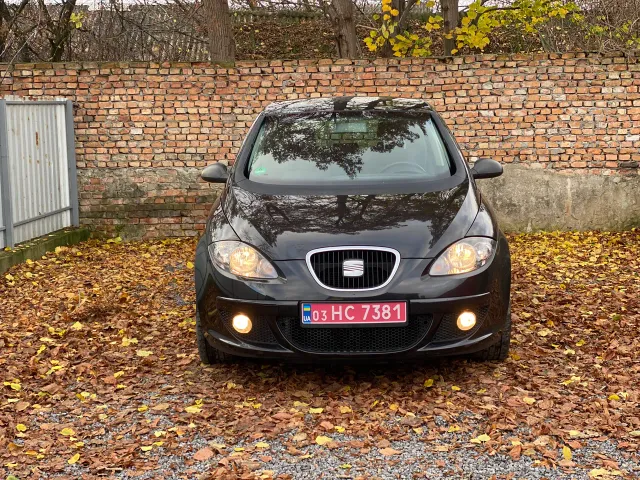 SEAT Altea - фото 1