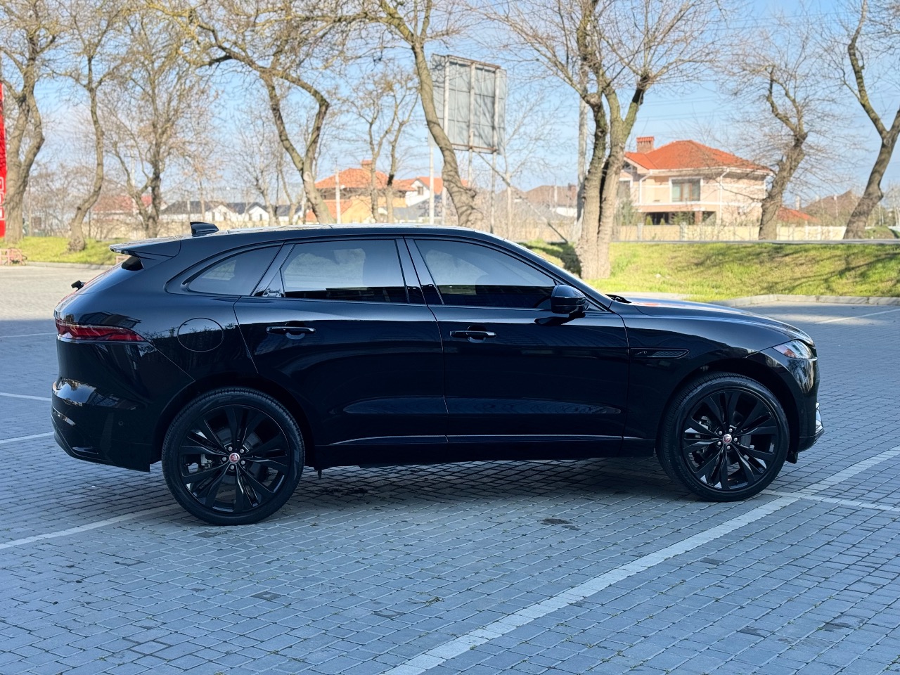 Jaguar F-Pace - фото 19