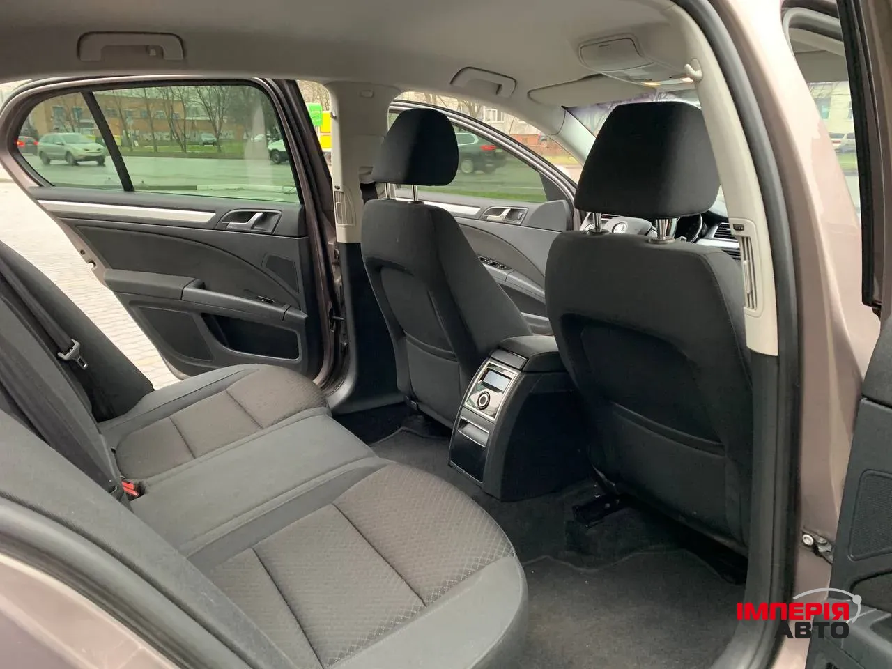 Skoda Superb - фото 10