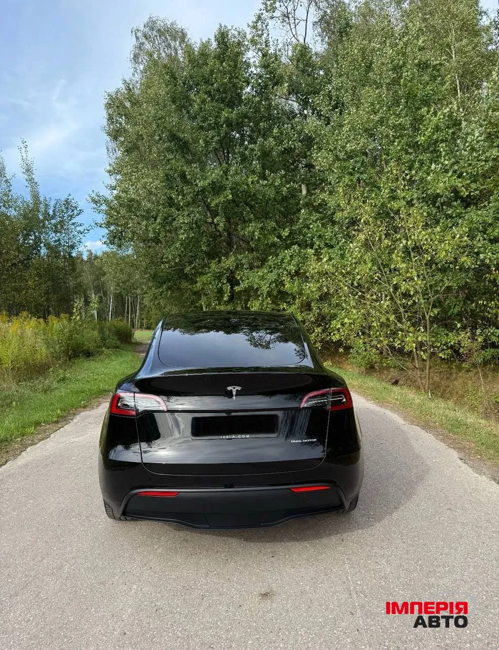 Tesla Model Y - фото 6