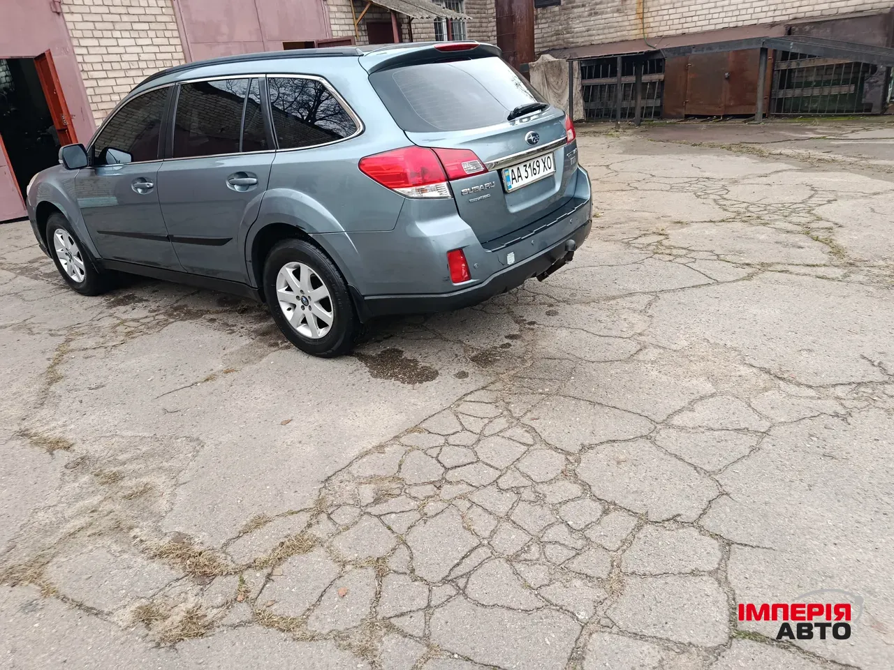 Subaru Legacy - фото 5