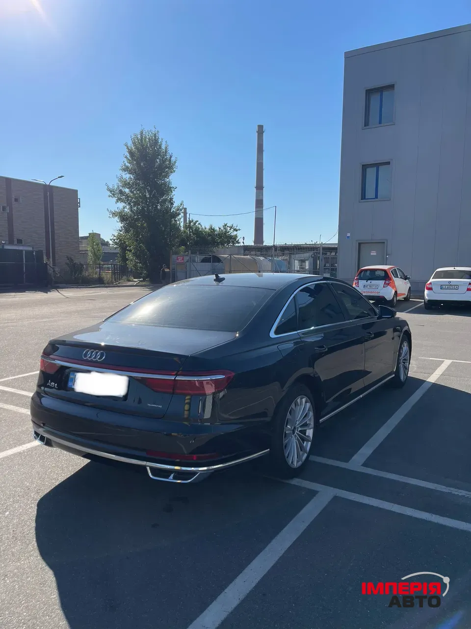 Audi A8 - фото 6