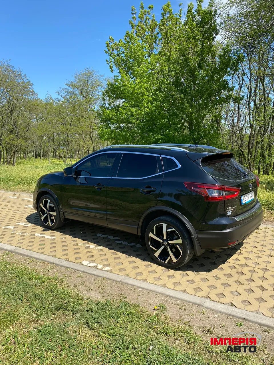 Nissan Rogue Sport - фото 3