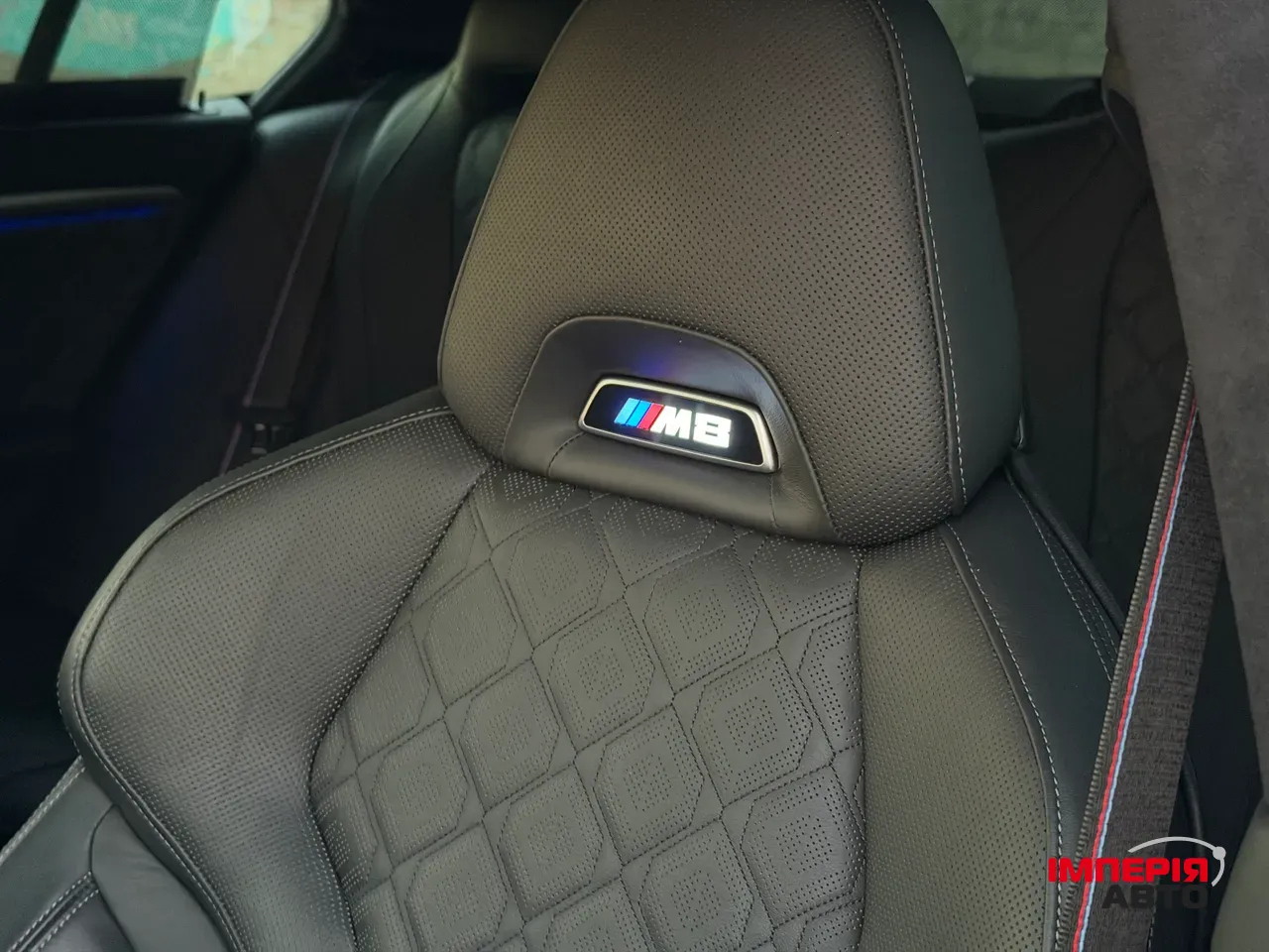 BMW M8 - фото 32