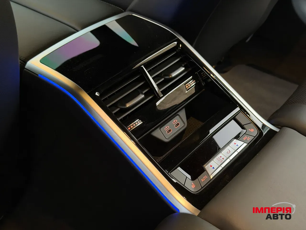 BMW M8 - фото 25