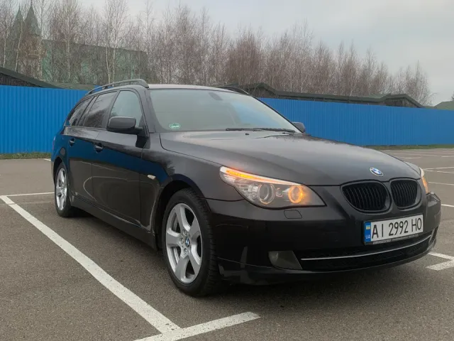 BMW 5 серії - фото 1