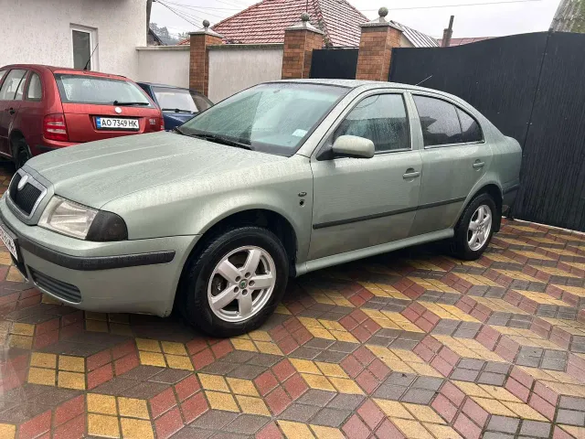 Skoda Octavia - фото 2